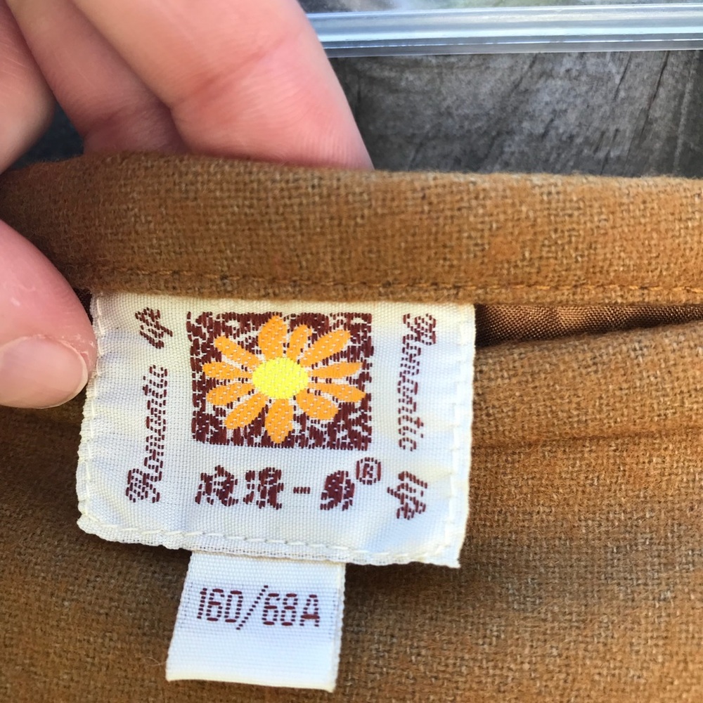 Floral embroidered skirt - Picture 4 of 4